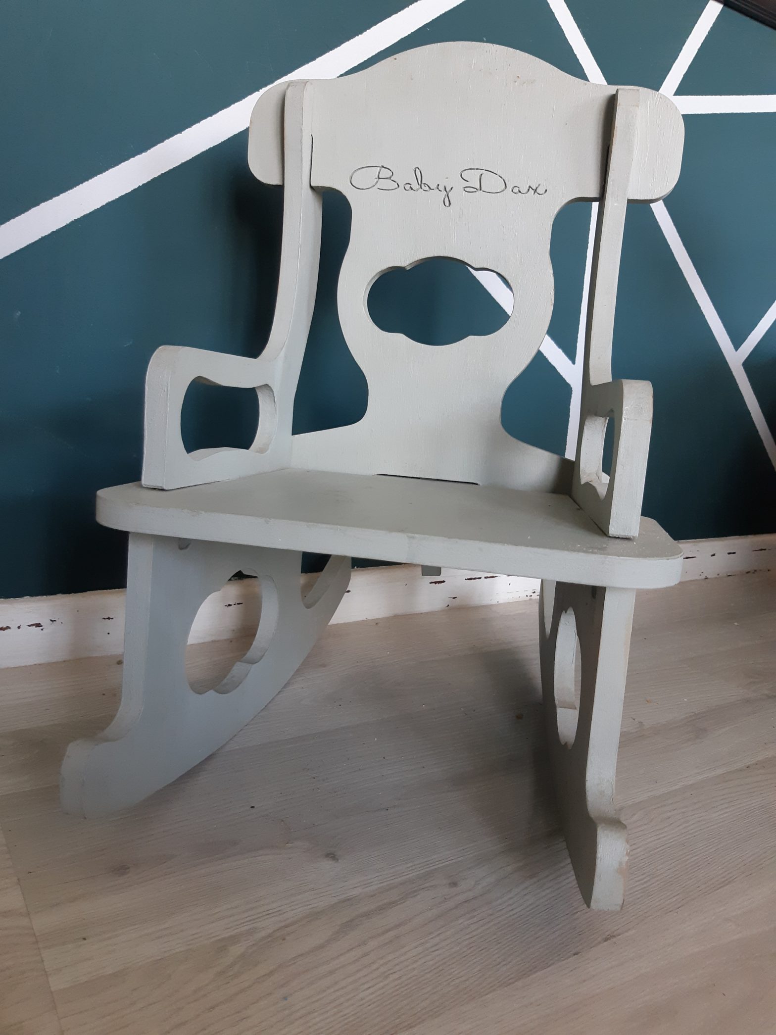 DIY Baby Rocking Chair